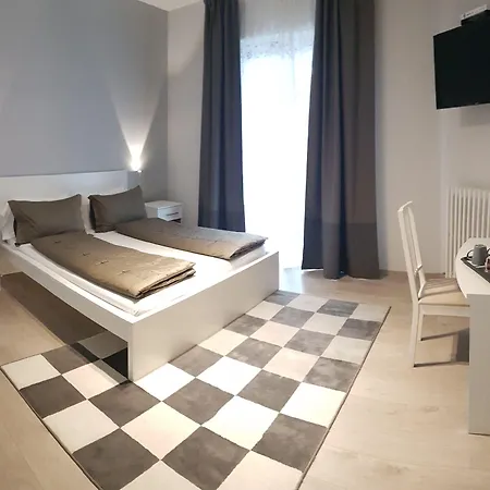 Saligari فندق 3*