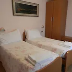 Saligari 3*