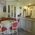 Saligari 3*