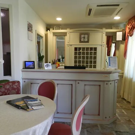Saligari Hotel